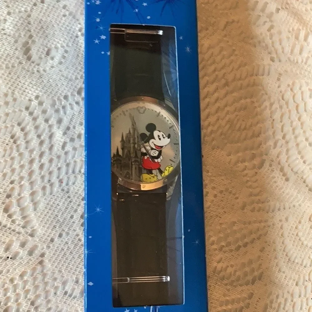 Walt Disney Mickey Mouse Watch Limited Release NIB